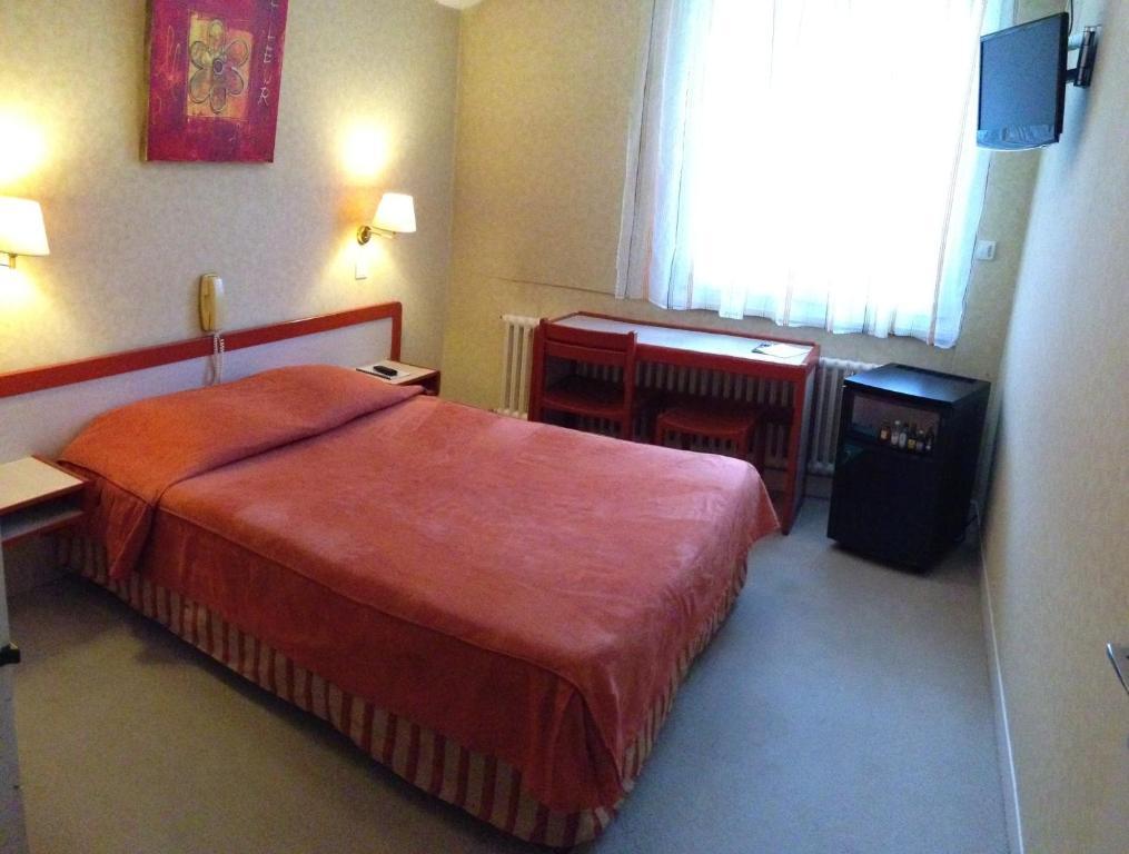 Hotel Le Jura Divonne-les-Bains Room photo